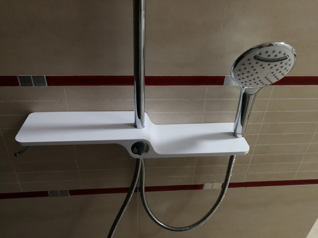Sprchový systém Swiss Aqua Technologies bez baterie bílá/chrom SATPIPE